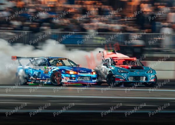 لوحة ثلاثية مطبوعة على الألمنيوم - الجولة الأخيرة في بطولة عمان للانجراف 2024 علي مخصيد ضد جيمس دين